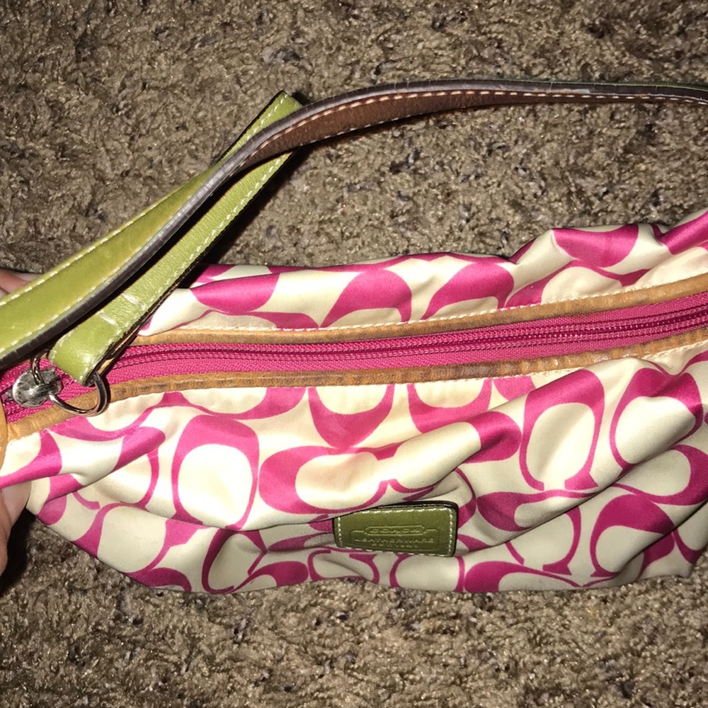Authentic Coach Monogram Bag - Picture 2 of 6